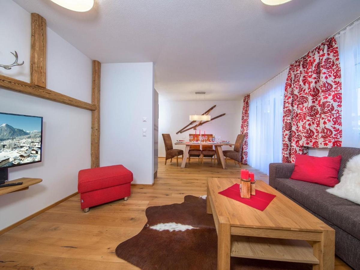 Apartment In Neukirchen With A Carport Neukirchen am Großvenediger Exterior foto