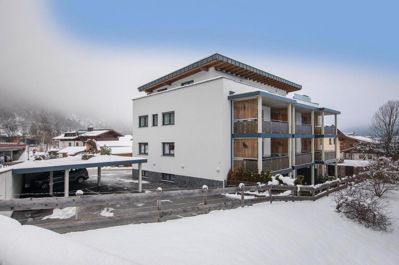 Apartment In Neukirchen With A Carport Neukirchen am Großvenediger Exterior foto